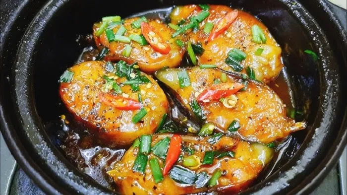 Nên chế biến cá dứa chín kỹ, tránh ăn cá sống hoặc tái để đảm bảo an toàn vệ sinh thực phẩm.