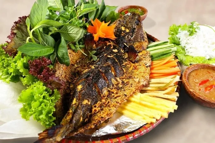 Nên kiêng ăn cá lóc ít nhất 3 - 4 tuần đầu sau khi phẫu thuật nâng mũi