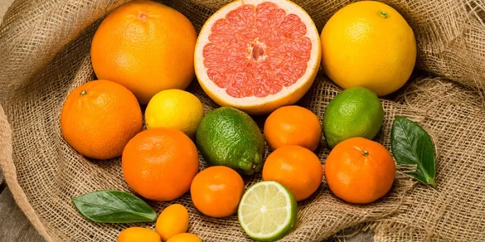 Cam là một loại trái cây ngon và rất tốt cho sức khỏe.