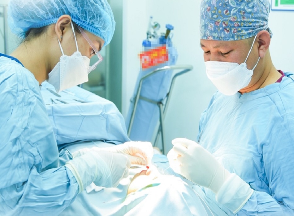 Công nghệ hiện đại, không đau, không nghỉ dưỡng dài